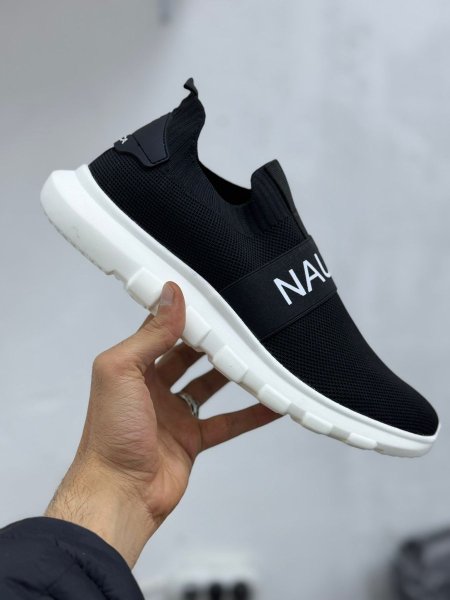 ناوتكا - اسود ابيض - TH001